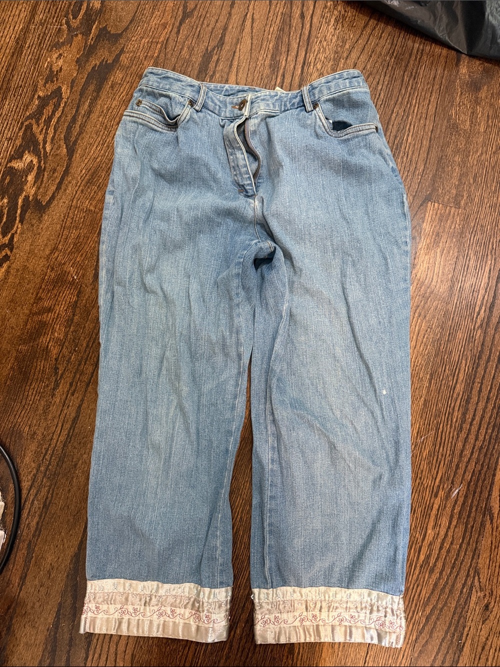 Susan Bristol Vintage size 6 Capri Denim